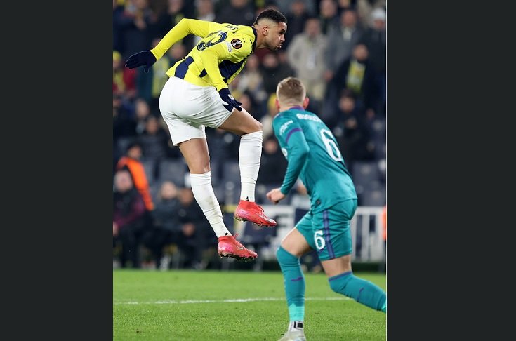 Fenerbahçe, Anderlecht'i 3-0 yendi