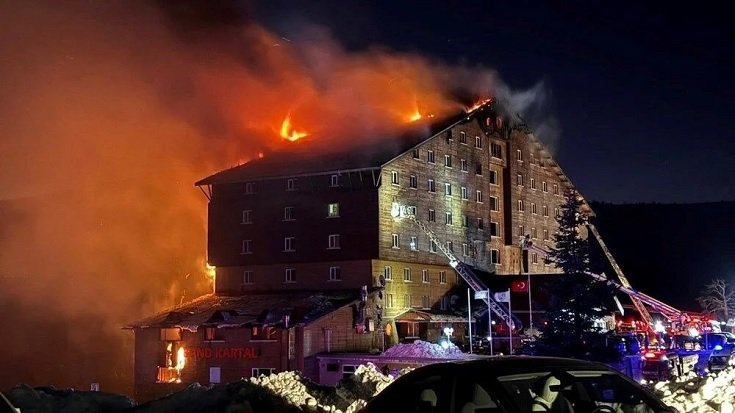 Grand Kartal Otel yangını nedeni ile otel sahibi Halit Ergül ve damadı Emir Aras tutuklandı