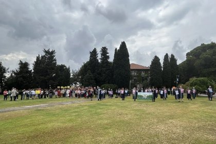 Boğaziçi Üniversitesi'nde Kulüplerin Kapatılması Akademisyenler Tarafından Protesto Edildi