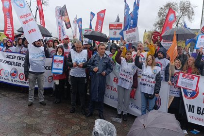 Kamu çalışanları ve Emekçiler meydanlara indi: Sayın Erdoğan’a soruyoruz: Elimizde bir simit, bir bardak çayla daha neyi boykot edelim?