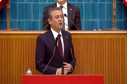 Özgür Özel; Tayyip Bey, 21 yıl önce pazara çıkmış; 21 yıl önce. 21 yıl önce haberin altında filede yazanlar var!